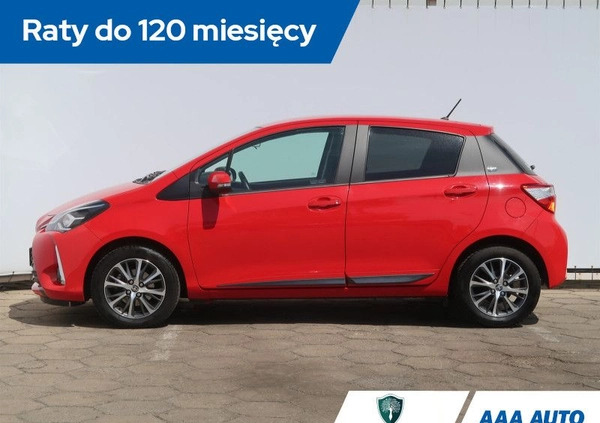 Toyota Yaris cena 55000 przebieg: 49858, rok produkcji 2020 z Drobin małe 106